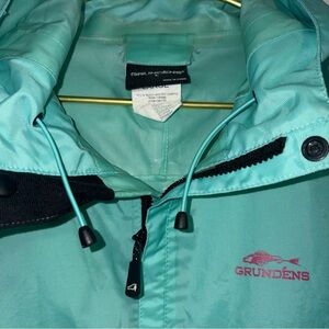 Grundens waterproof jacket 100% nylon with PU coating light seafoam green